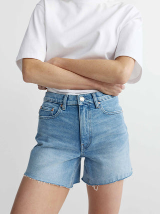 DL 1961 Zoie Short High Rise 4.5' - Cruise