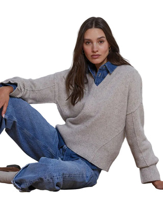 Autumn Cashmere Boxy V W/ Reversed Seams - Moijave