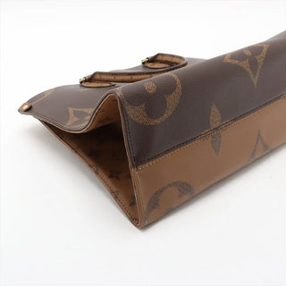 Louis Vuitton On The Go MM