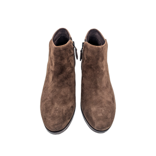 Petty - Brown Suede