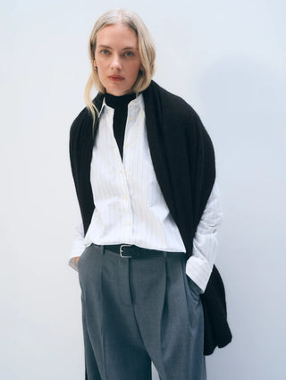 White + Warren Cashmere Travel Wrap - Black