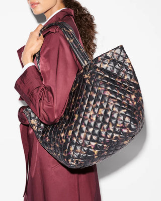 Medium Metro Tote Deluxe II - Tortoise Shell
