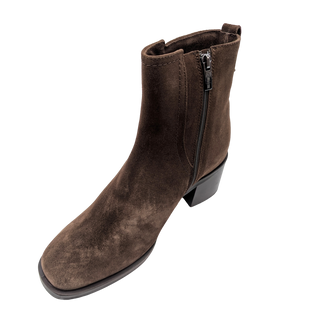 Jordan - Brunette Suede