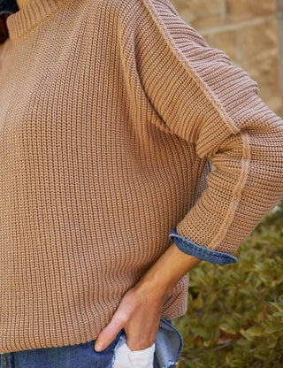 93-SWEATER02-CAMK-EILEEN-DIWD-BARRELJEAN-NTVD-CLARA-26FA-SEPT_3825_sRGB.webp