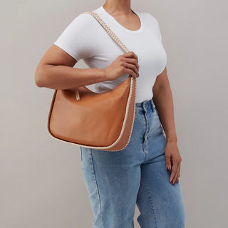 Hobo Mia Large Hobo - Warm Cashew