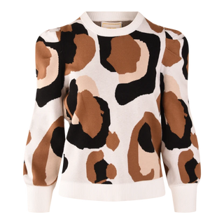 CORE-JuliaSweater-ClassicSpotCheetah-GI.webp
