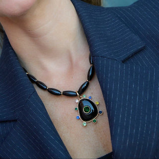 Devina_Necklace_on_Maggie_3.webp