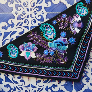 Encanto_Scarf_Necklace_Lay_Down.webp