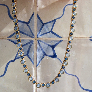 Estera_Necklace_Lay_Down_1.webp