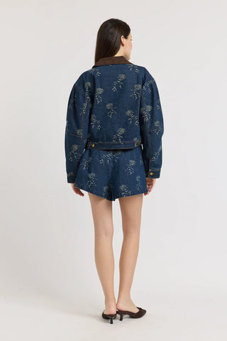 En Saison Paige Cropped Jacket - Medium Wash Denim