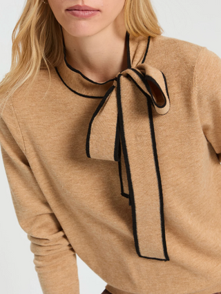 Vilagallo Bow Sweater Camel