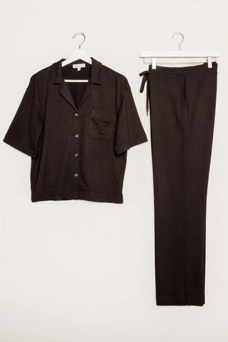 Essentials Set - Black