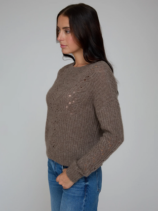 RSC14680_RaglanLinksStitchStripeCrew_Rye_Side.webp