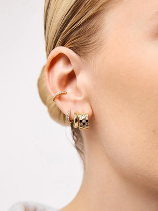 Suzanne Huggie Hoop - Gold