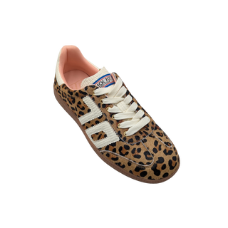 Cloud - Leopard Camel/White