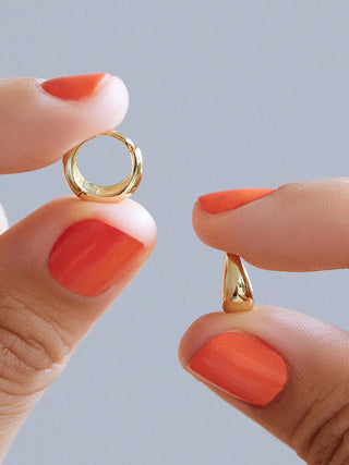 Nate Bold Huggie Hoop - Gold