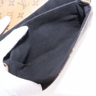 Louis Vuitton Pochette Metis Reverse Monogram
